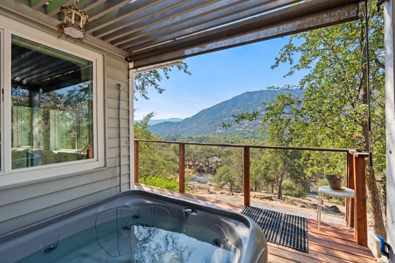 Views, Hot Tub, Outdoor Shower, 15M From Sequoia Three Rivers Bagian luar foto